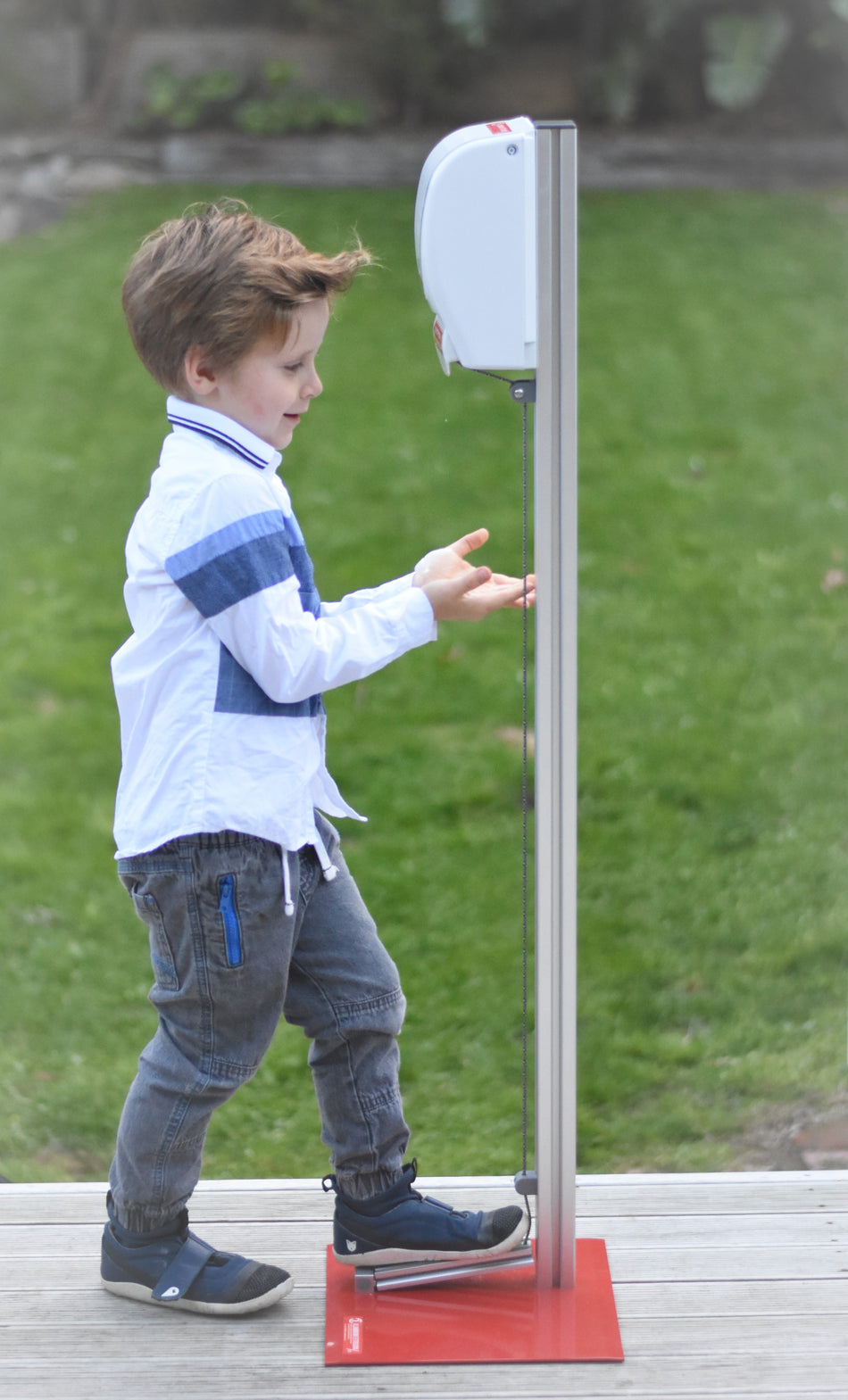 Freestanding Sanitiser Dispenser